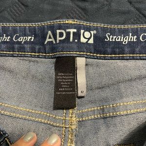 Apt. 9 Straight Capri